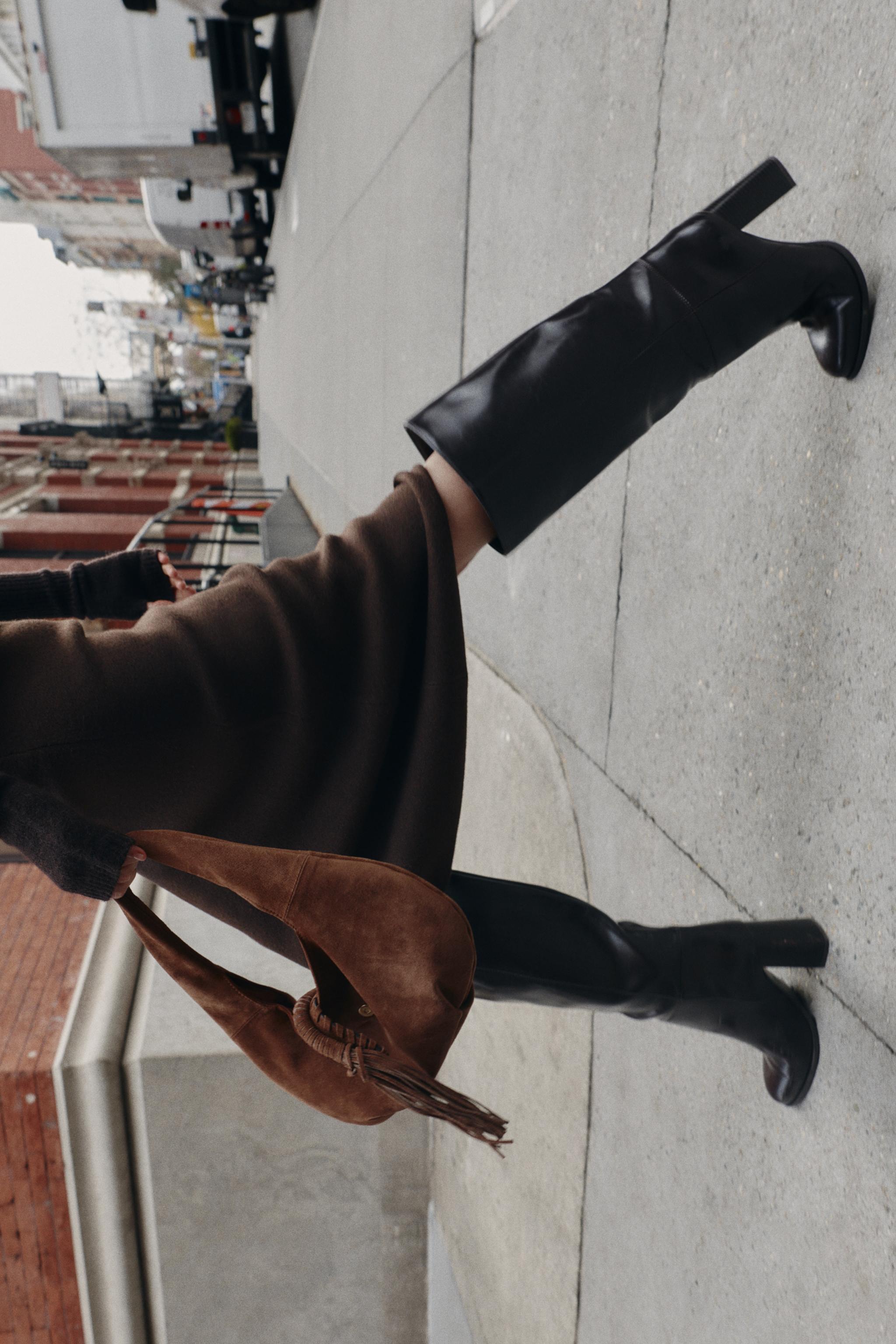 JUPE MI-LONGUE EN MAILLE